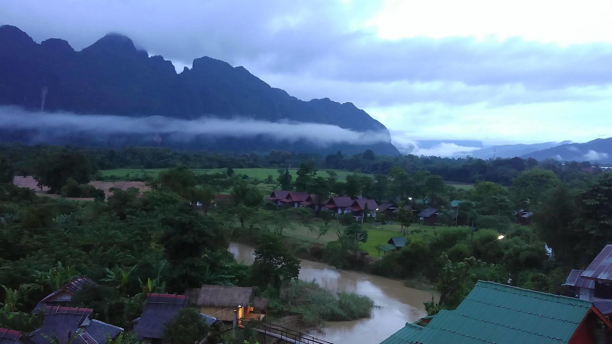 Mountainview Riverside Boutique Hotel Vang Vieng Eksteriør bilde