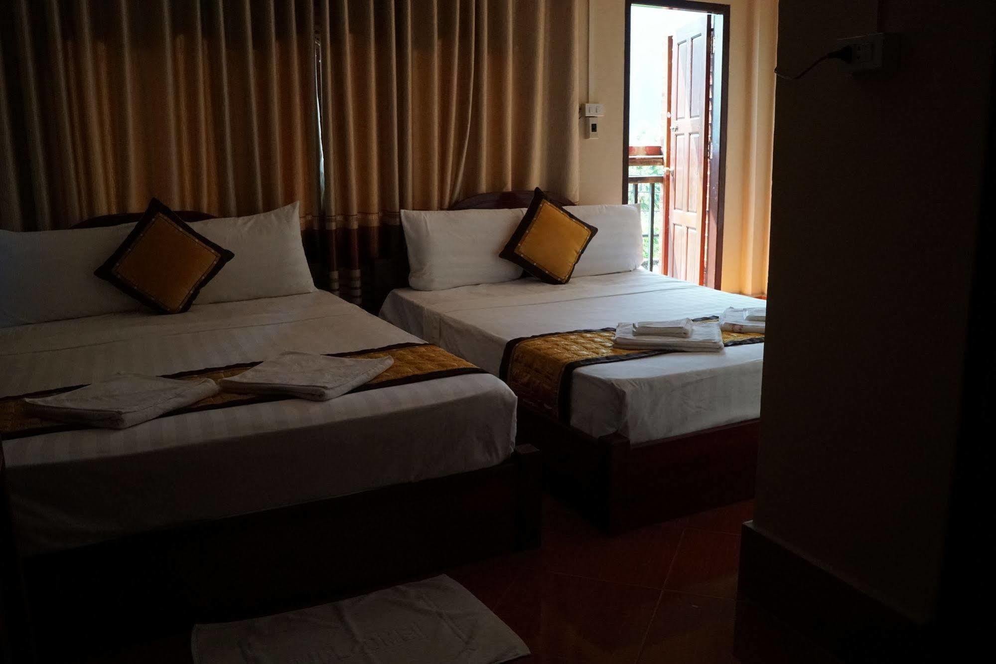 Mountainview Riverside Boutique Hotel Vang Vieng Eksteriør bilde
