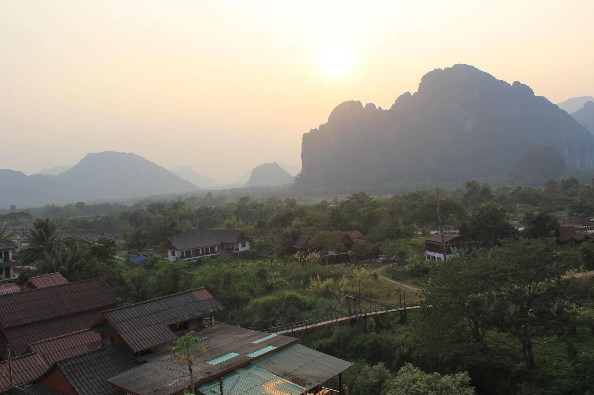 Mountainview Riverside Boutique Hotel Vang Vieng Eksteriør bilde