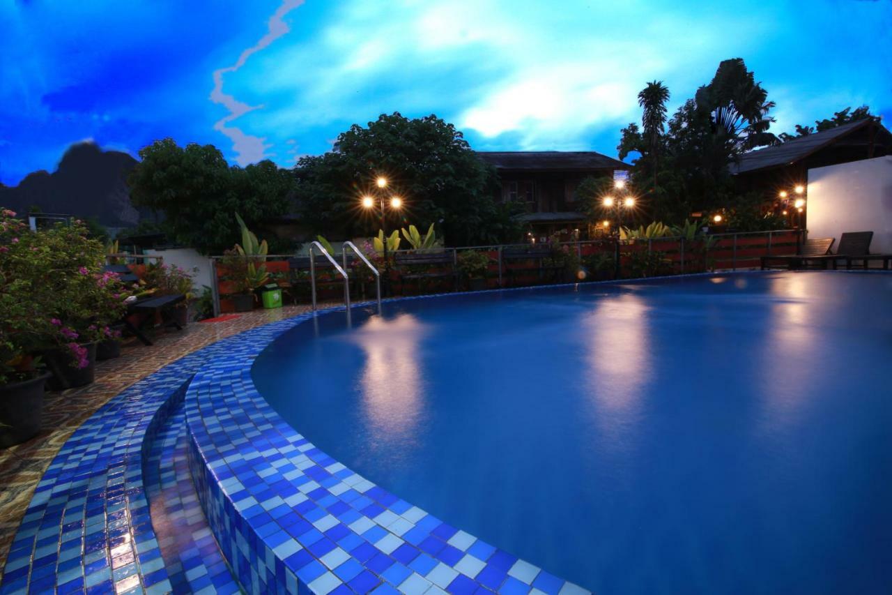 Mountainview Riverside Boutique Hotel Vang Vieng Eksteriør bilde